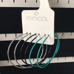 Hoop earrings set